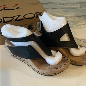Modzori Black and Tan Wedge Sandals